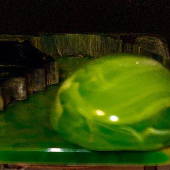 BAKELITE great big pin! - Picture 2 of 8